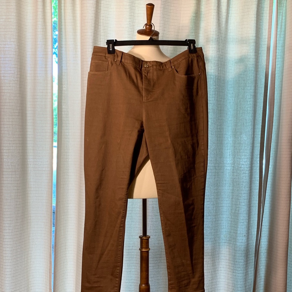 Chico’s So Slimming Jeans in Rust Brown size 2.5